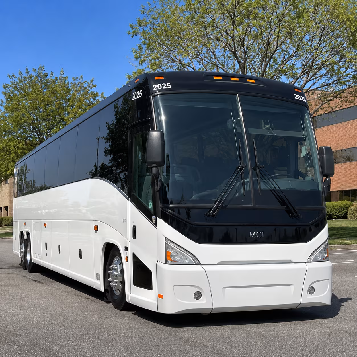 airport transfer buses for corporate groups at tpa and pie