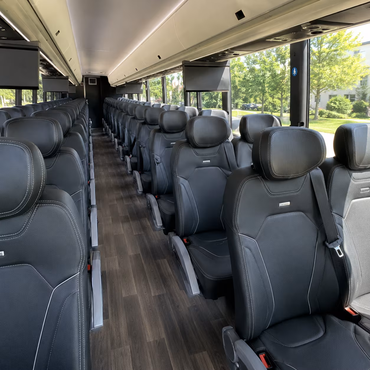 charter buses for tampa bay area museum and science field trips