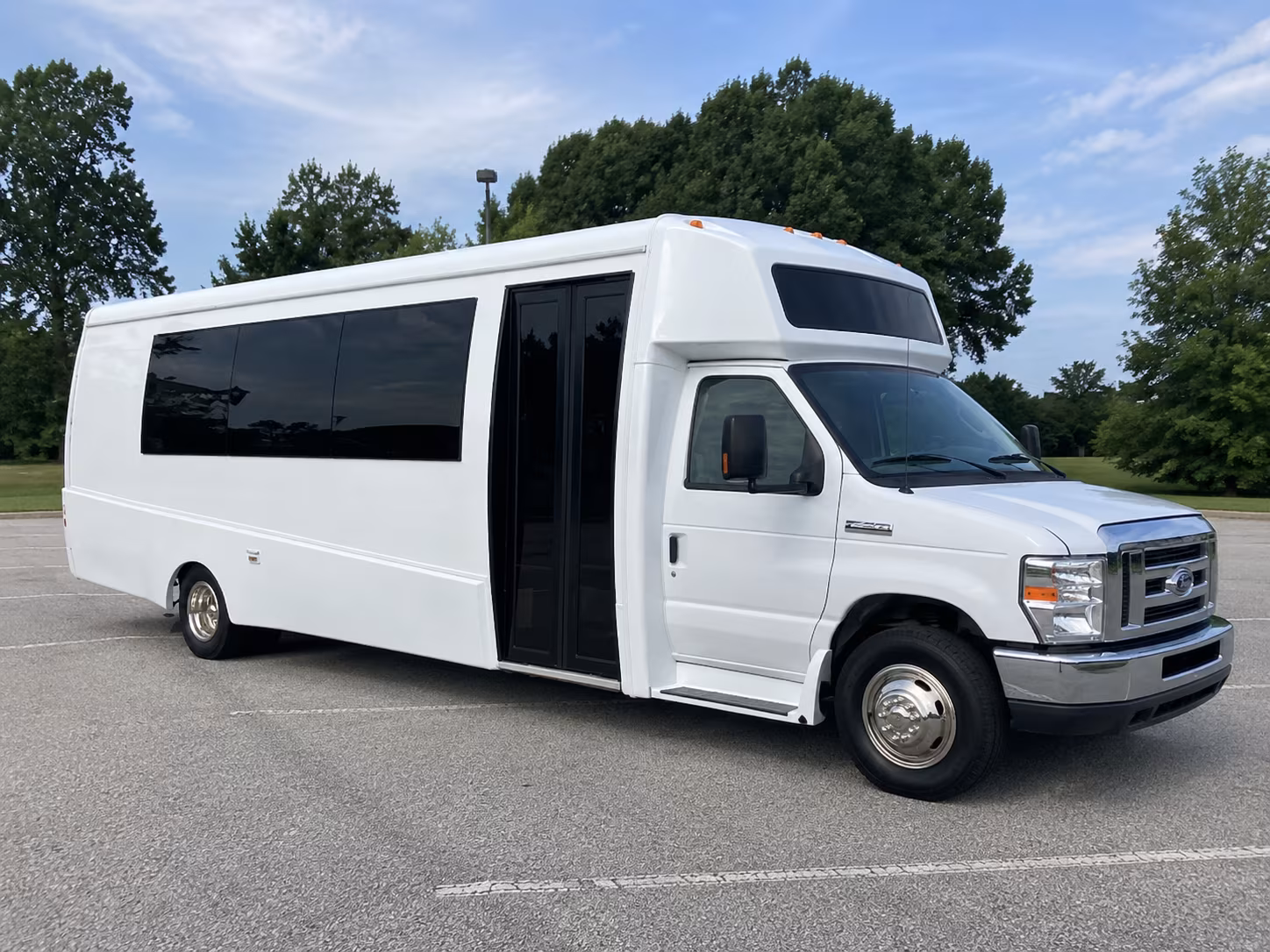 clearwater 18 passenger party bus